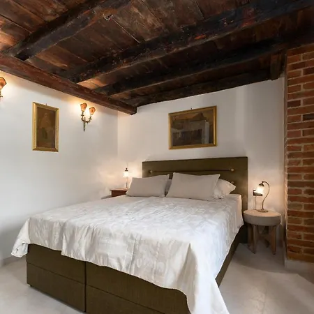 Casa-pietra Porec Montizana