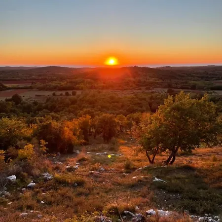 Casa-pietra Porec Holiday home Montizana