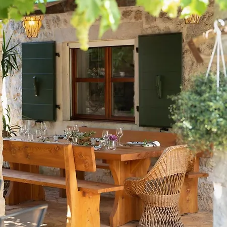 Casa-pietra Porec * Montizana