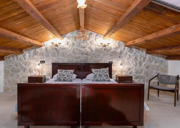 Casa-pietra Porec Vakantiehuis *