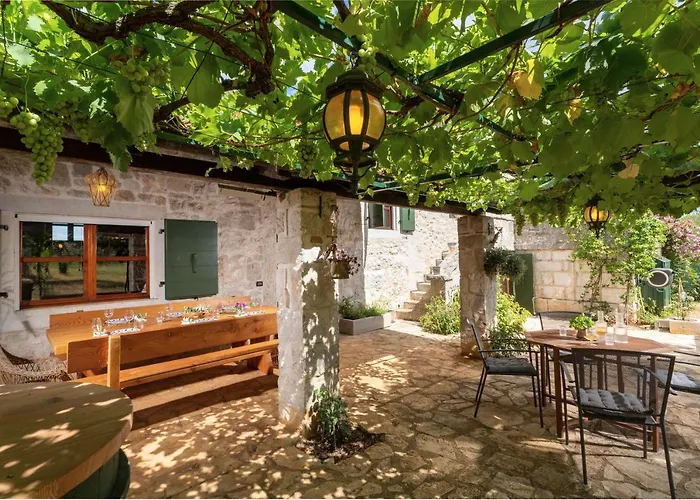 Vakantiehuis Casa-pietra Porec *